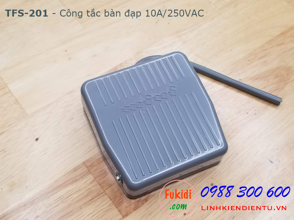 Công tắc bàn đạp TFS-201 10A/205VAC vỏ nhựa, đế thép