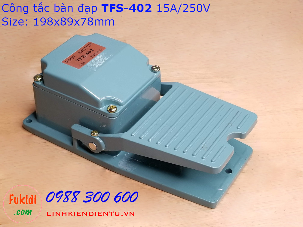 Công tắc bàn đạp TFS-402 15A/250V, vỏ nhôm, kích thước 198x98x78mm màu xanh