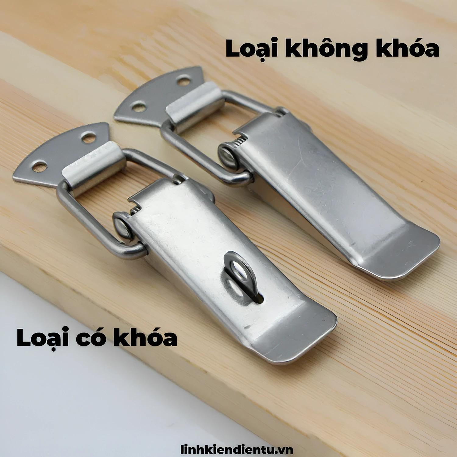 So sánh có khoen và không khoen