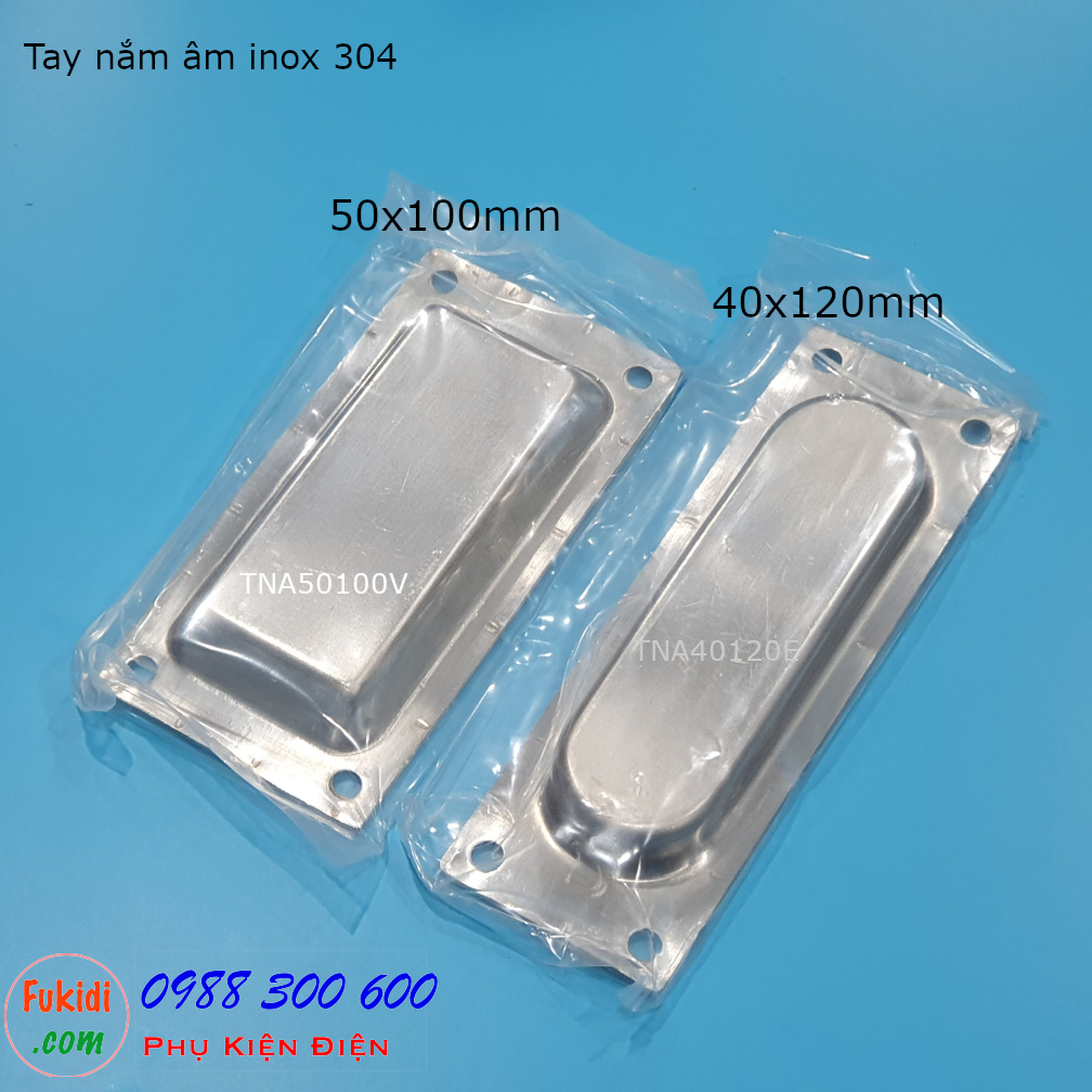 Nhìn mặt sau của hai loại tay nắm âm phổ biến là TNA50100V và TNA40120E